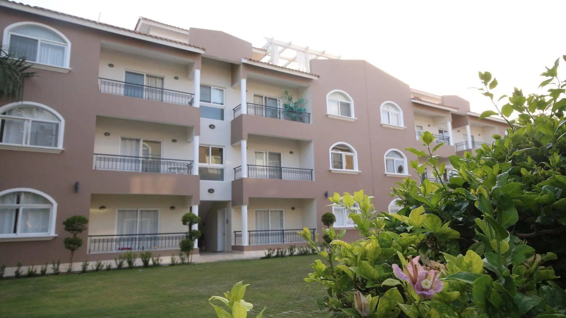 Residencial Las Buganvillas Bavaro Punta Cana Apartment